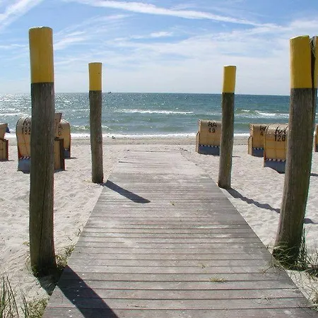 Apartment Direkt-am-suedstrand Burgtiefe auf Fehmarn